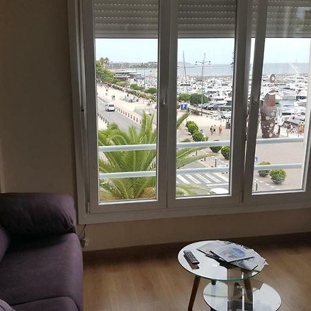 Apartament Marina Port Кембрилс Екстериор снимка
