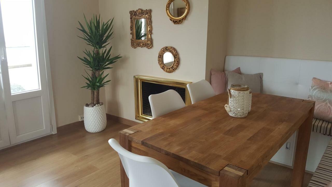 Apartament Marina Port Кембрилс Екстериор снимка