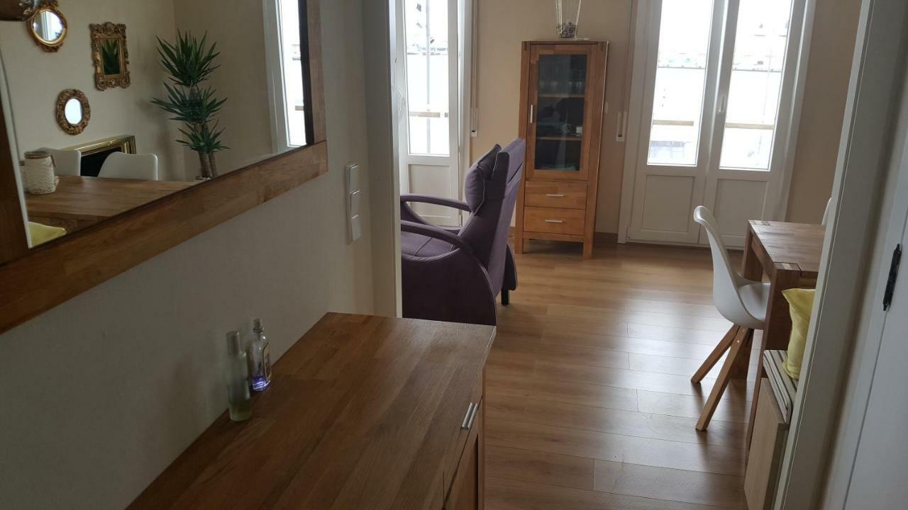 Apartament Marina Port Кембрилс Екстериор снимка