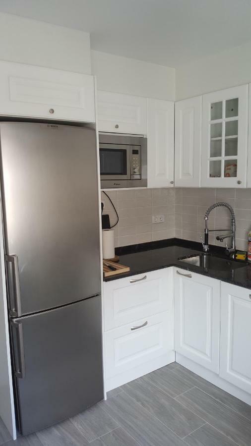 Apartament Marina Port Кембрилс Екстериор снимка